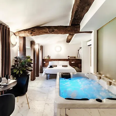 Sahara & Amazzonia Luxury Rooms- The House Of Travelers Appartement Côme