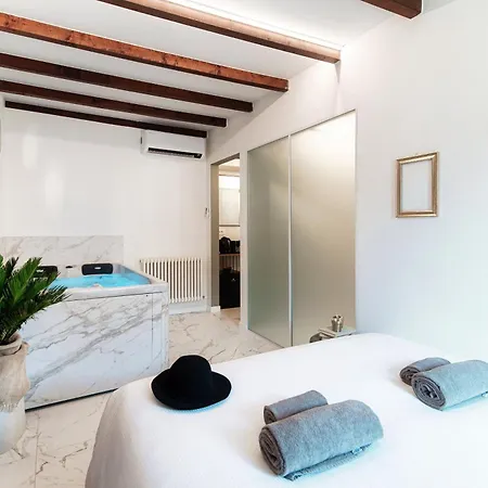 Sahara & Amazzonia Luxury Rooms- The House Of Travelers Appartement Côme
