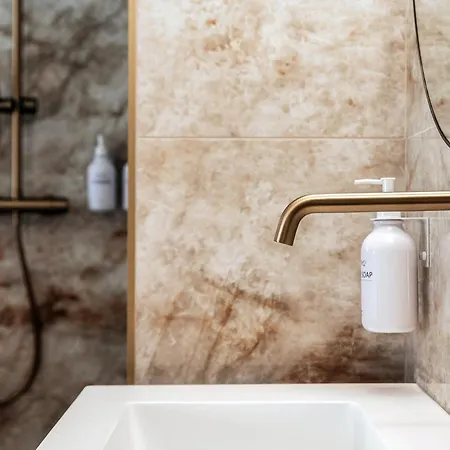 Sahara & Amazzonia Luxury Rooms- The House Of Travelers Appartement *