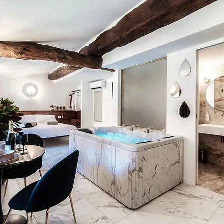 Sahara & Amazzonia Luxury Rooms- The House Of Travelers Appartement *